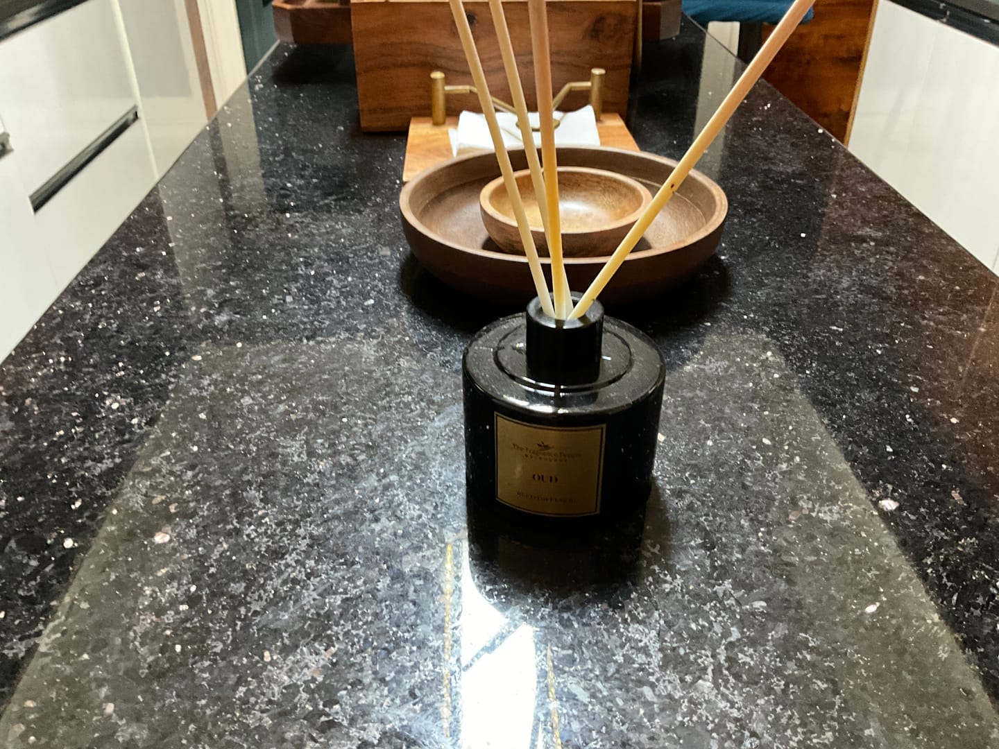 Customer photo review of Reed Diffuser Set Oud