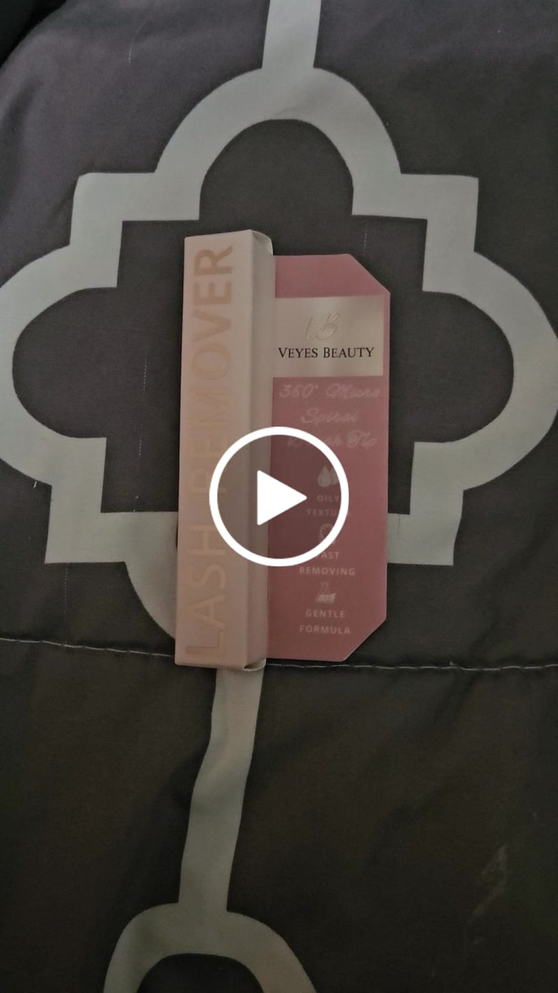 Customer video review of Lash Remover