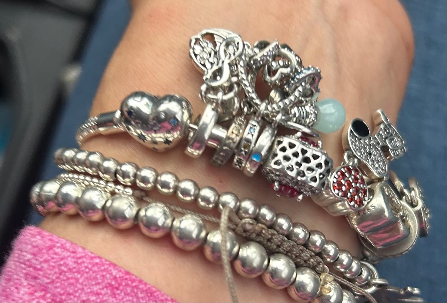 Customer photo review of Pulsera Corazon Noche Estrellada