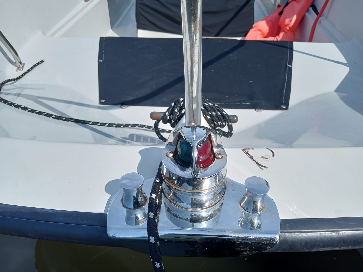 Customer photo review of Boston Whaler Classic Bow Light Internal Installation Parts *Not For Perko*