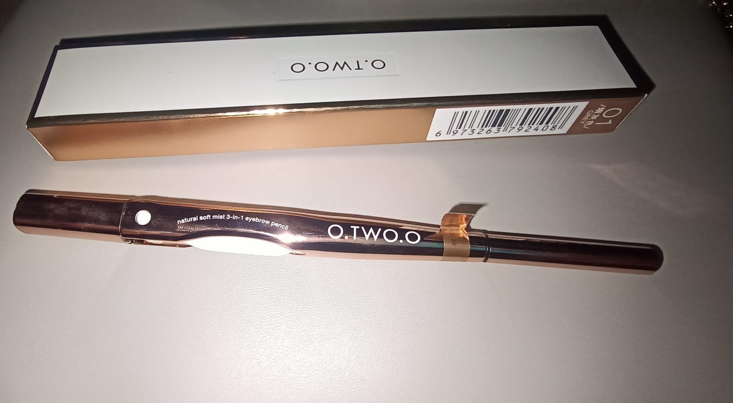 Customer photo review of O.TWO.O NATURAL SOFT MIST 3 IN 1 EYEBROW PENCIL