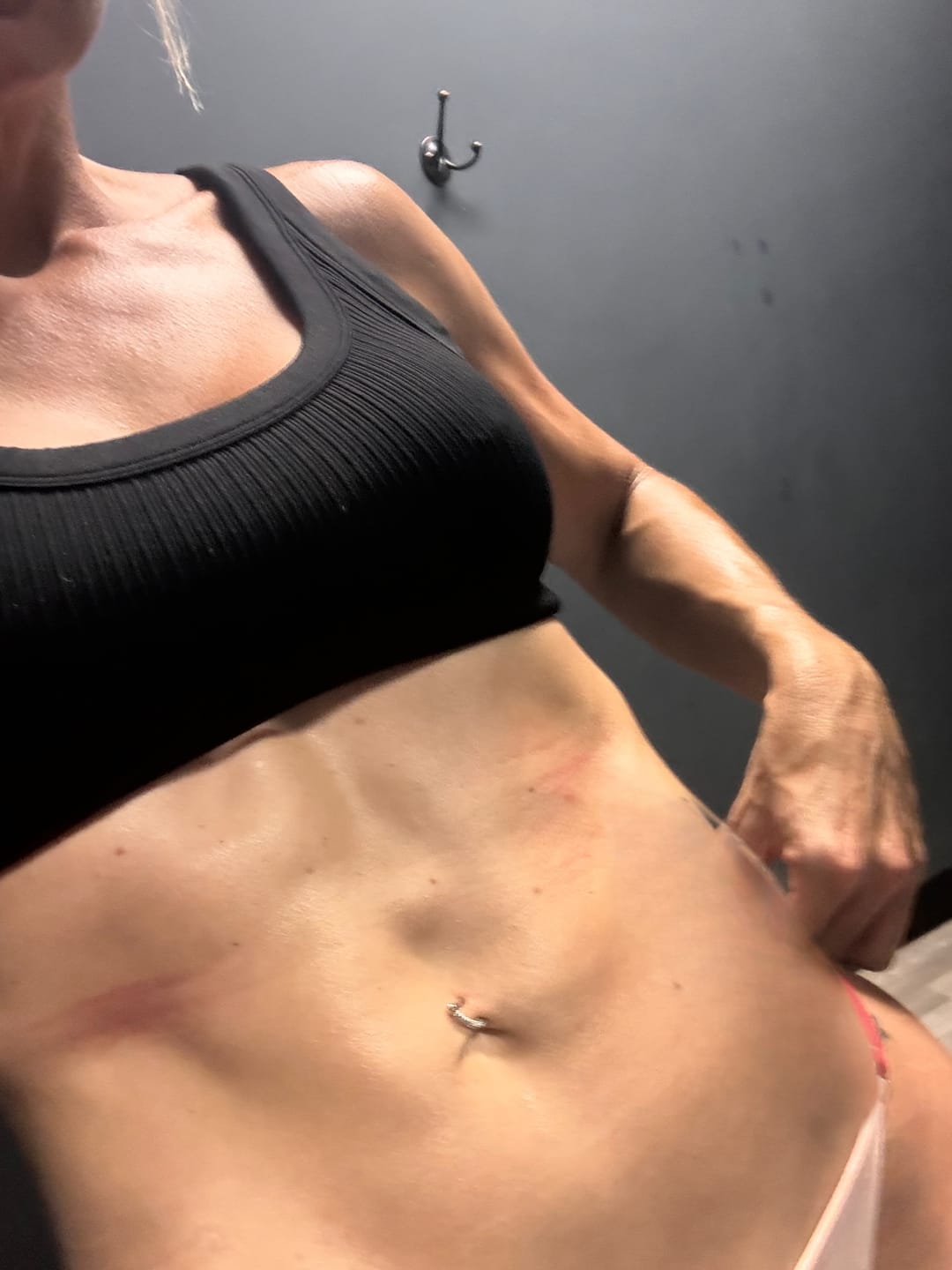 Customer photo review of Shreds Extreme (Daytime Fat Burner)