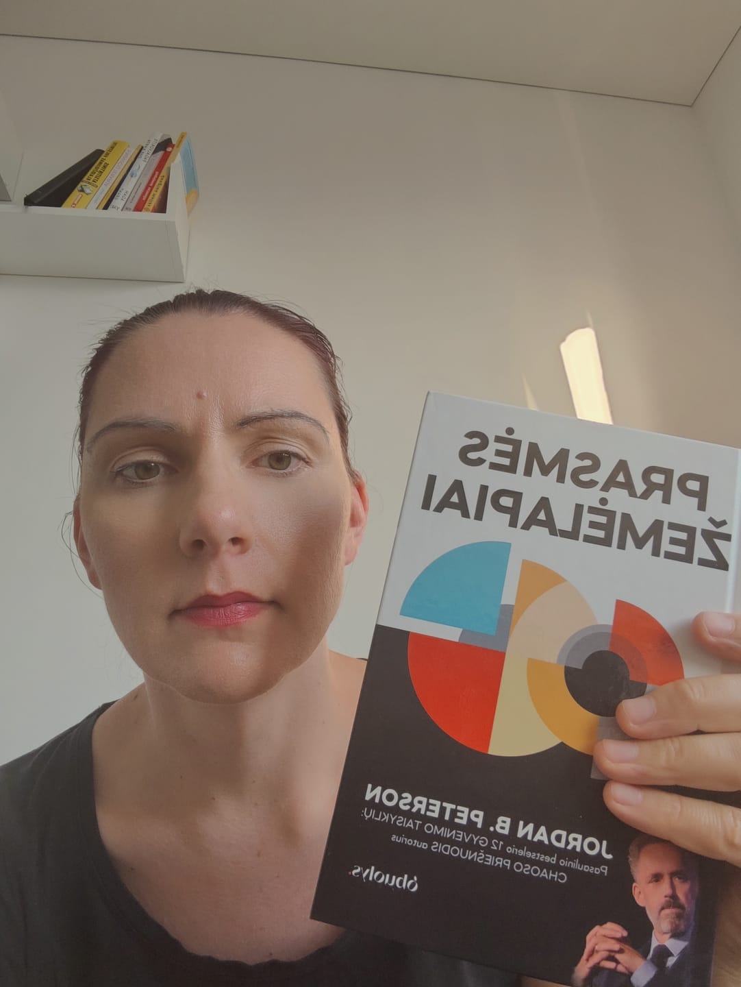 Customer photo review of Prasmės žemėlapiai: garsusis Jordanas B. Petersonas pristato net 600 psl. svarbiausią gyvenimo kūrinį