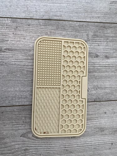 Customer photo review of SchleckSpass - Ultimative Futtermatte