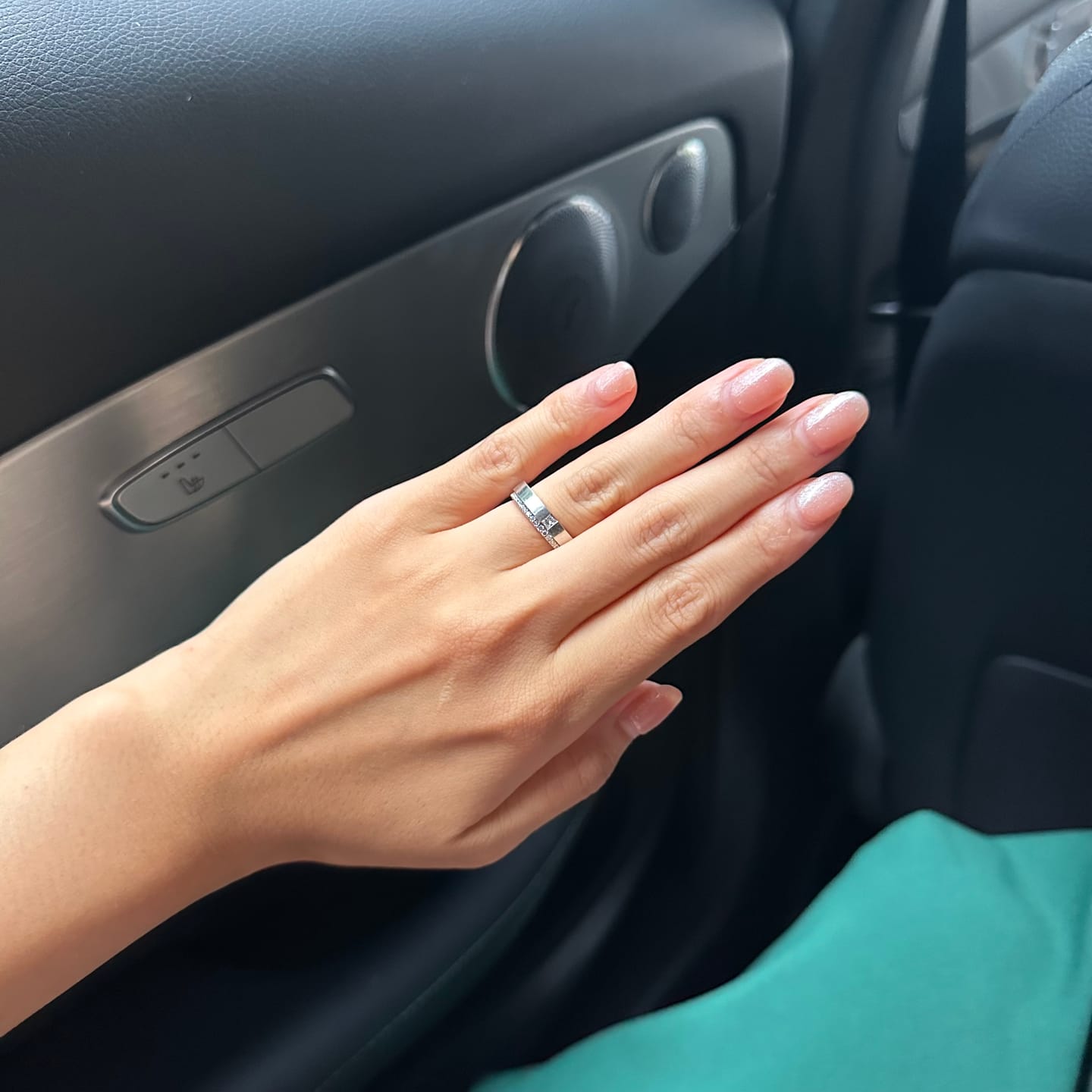 Customer photo review of The Milli Eternity Ring Pt950 | ラボグロウンダイヤモンド エタニティリング