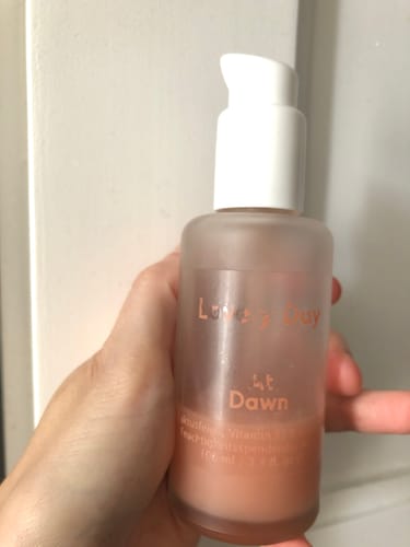 Customer photo review of At Dawn Feuchtigkeitsspendender Nektar