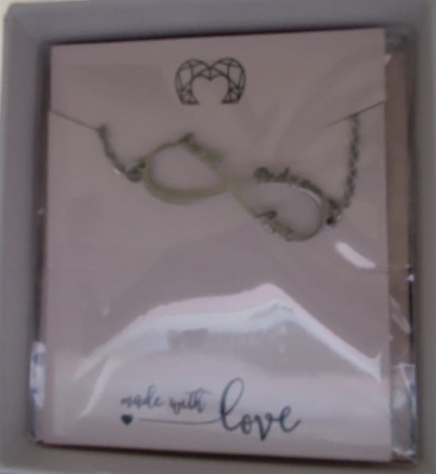 Customer photo review of Pulsera Infinito ~ Personalizable