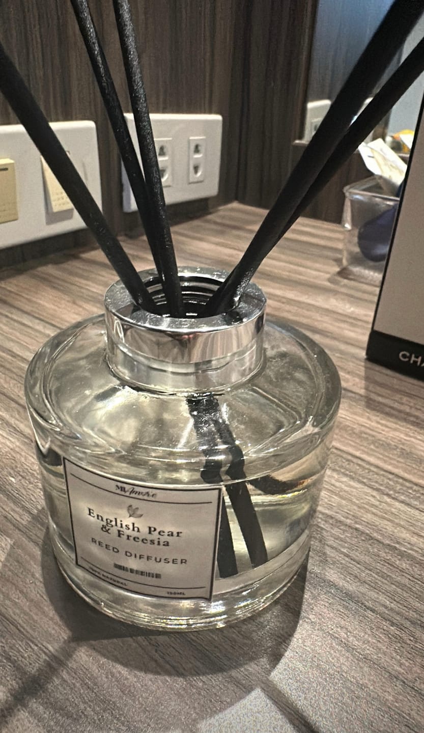 Customer photo review of Mi Amore PREMIUM REED DIFFUSER 150ML