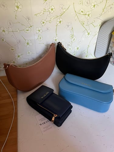 Customer photo review of MALIE - NAVY BLUE