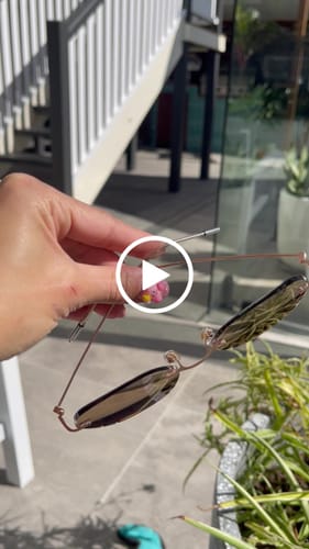 Customer video review of Vivian