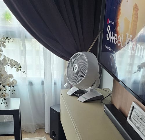 Customer photo review of ^- Bedroom's Best Fan -^  Vornado 6303DC Circulator