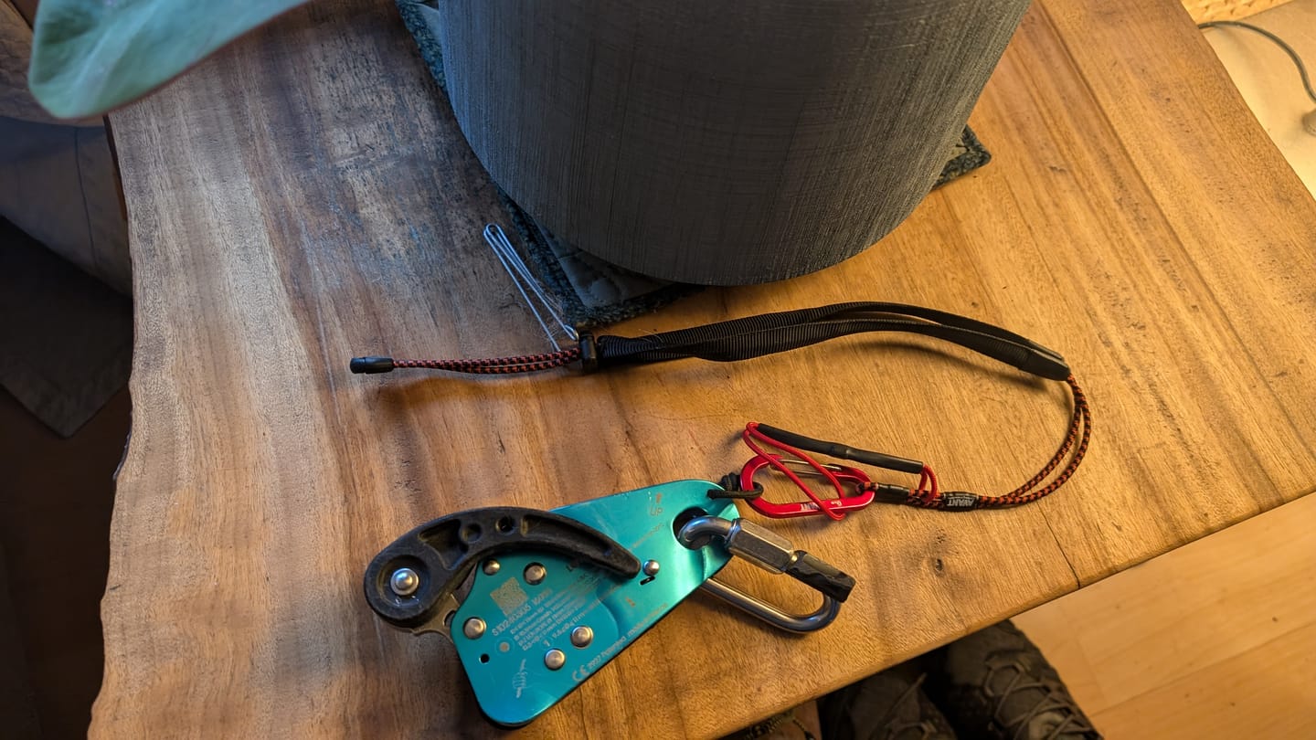Customer photo review of Top Rope Solo Neck Lanyard - Universal Fit