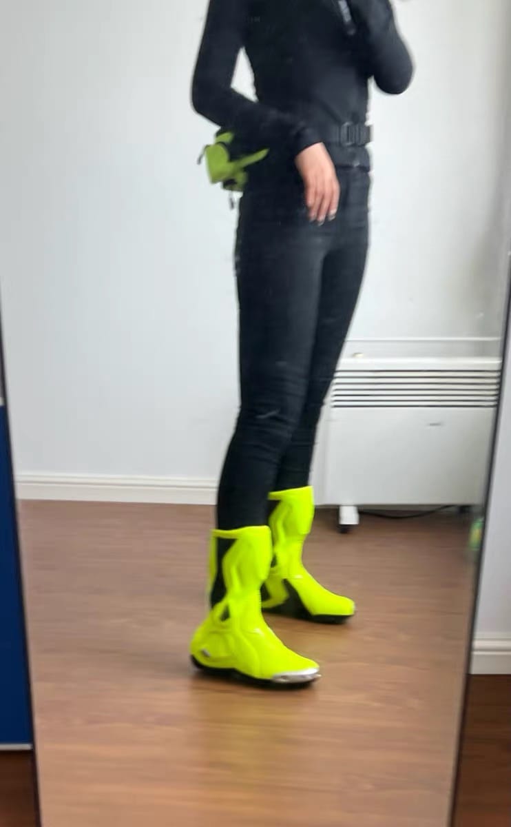 Customer photo review of Allgoal Motorcycle Riding Boots Green
