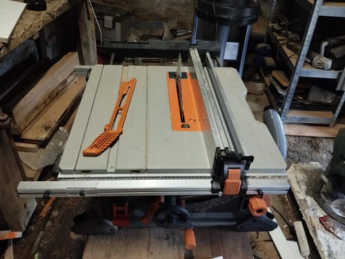 Customer photo review of Scie sur table Evolution R255TBL+ 255mm avec lame multi-matériaux TCT