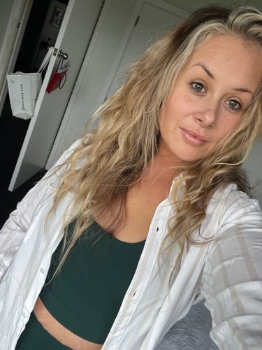 Customer photo review of Liquid Sun® Express Spray Tan Solution - Ultra Dark