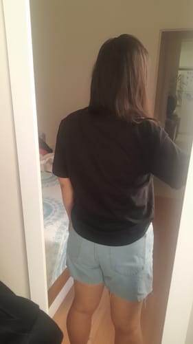 Sandra K. review of Shorts Jeans Samambaia Azul Claro image 1 out of 2
