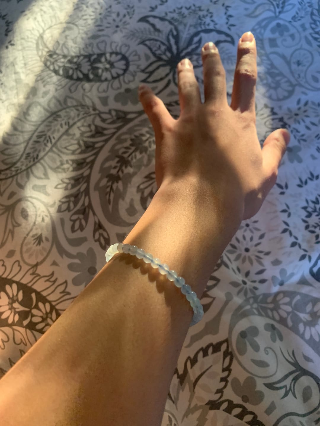 Customer photo review of Bracelet Fin en Pierres Naturelles de 4mm