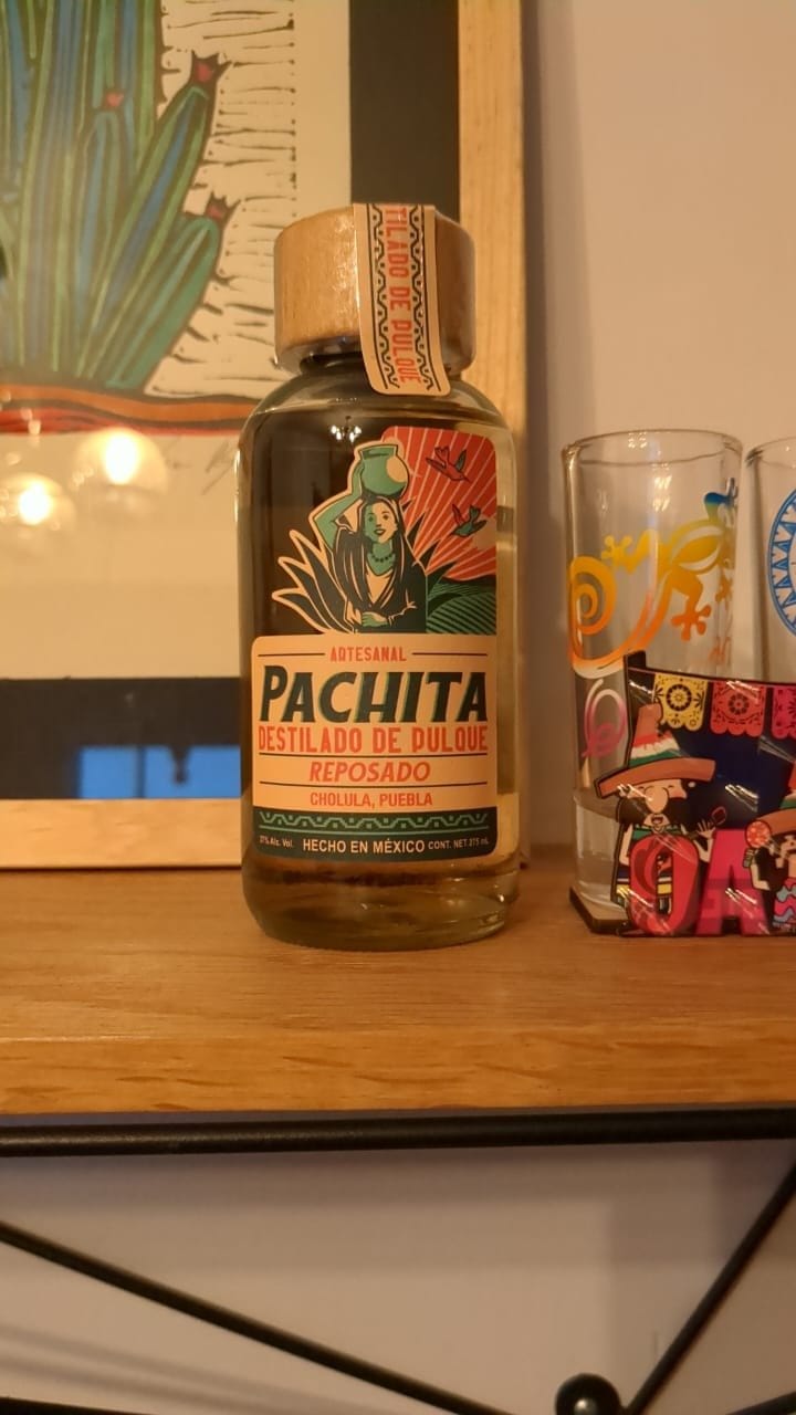 Customer photo review of Destilado de Pulque Reposado 37°Alc 750 mL