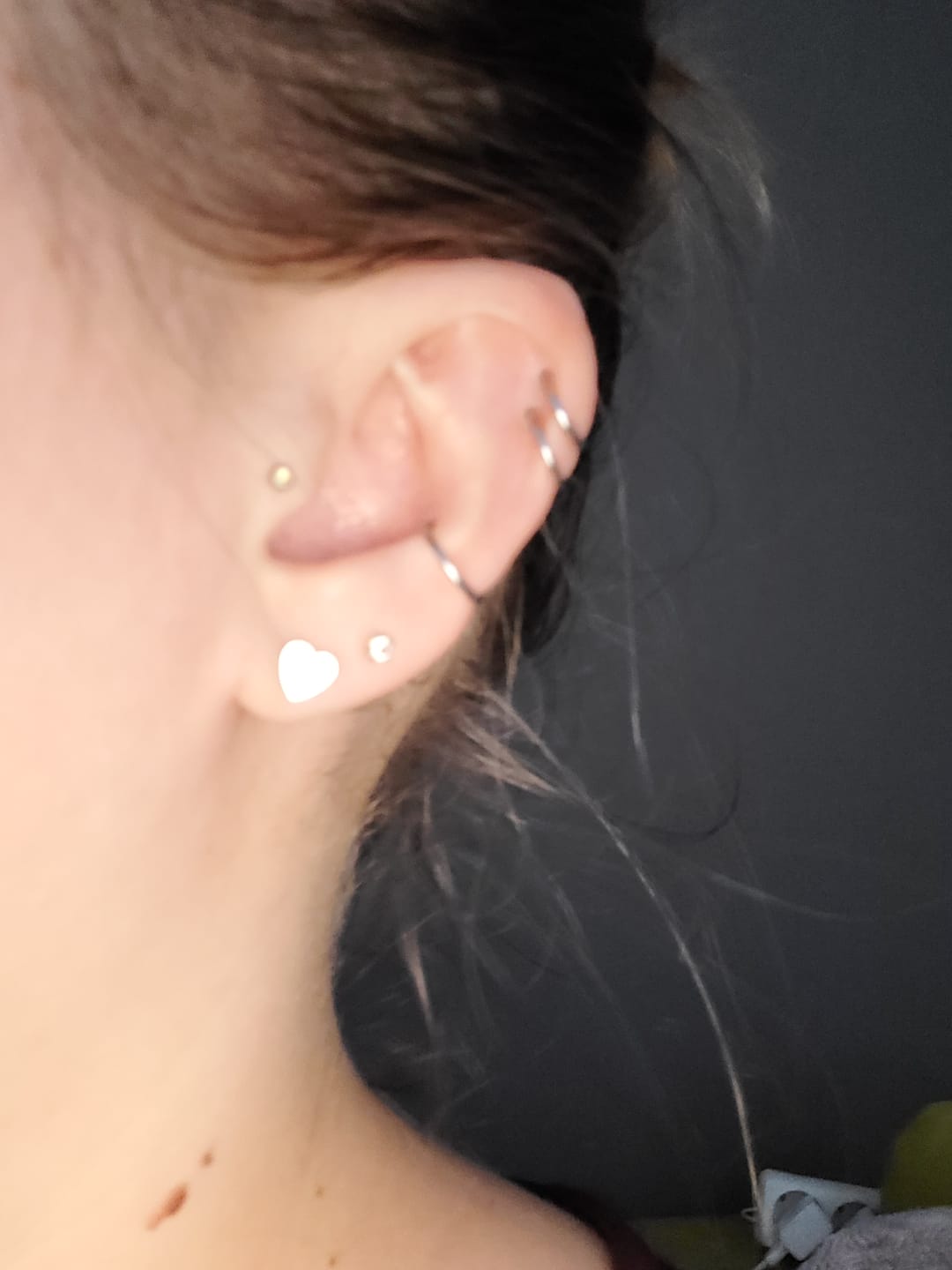 Customer photo review of Cute Heart Ohrstecker | 18K vergoldet