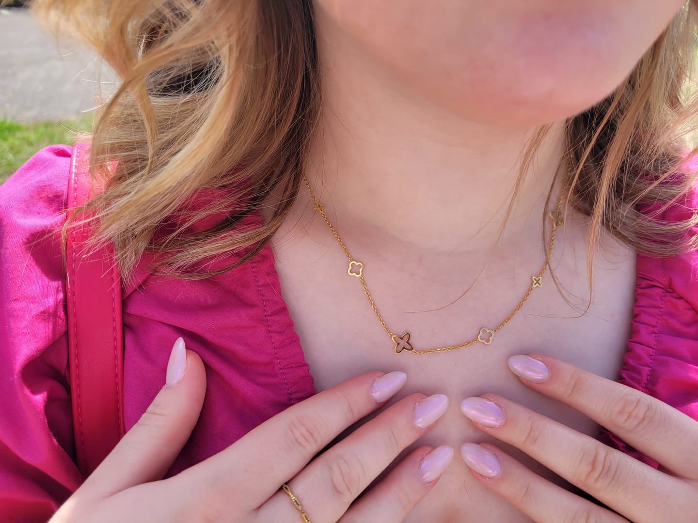Customer photo review of Fancy Clover Kette | 18K vergoldet