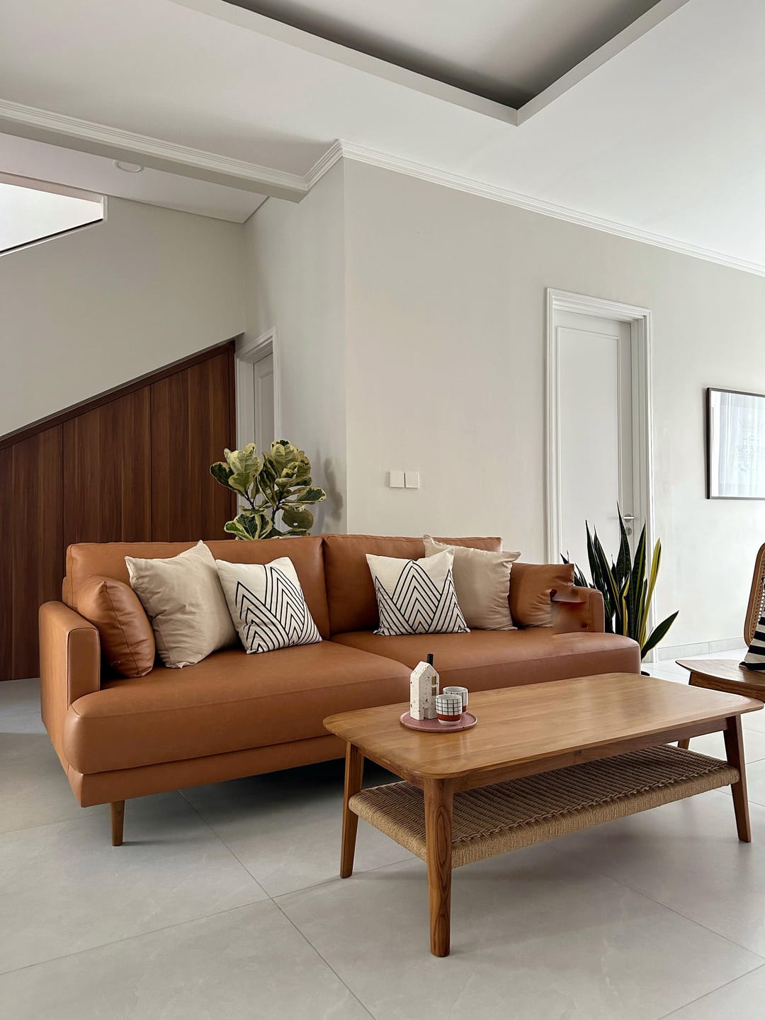 Customer photo review of Exclusive Teak & Loom Coffee Table