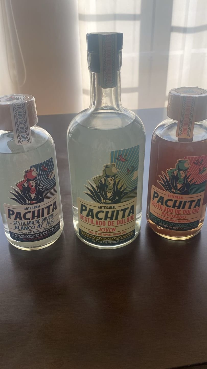 Customer photo review of Destilado de Pulque Blanco 47º Alc 750 mL