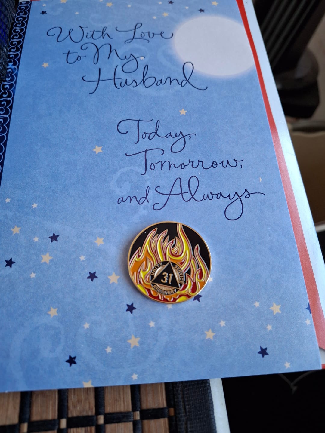 Customer photo review of 1 to 40 Year Sobriety Mint Twisted Flames Gold Plated AA Recovery Medallion/Chip/Coin - Black/Red/Orange/Yellow