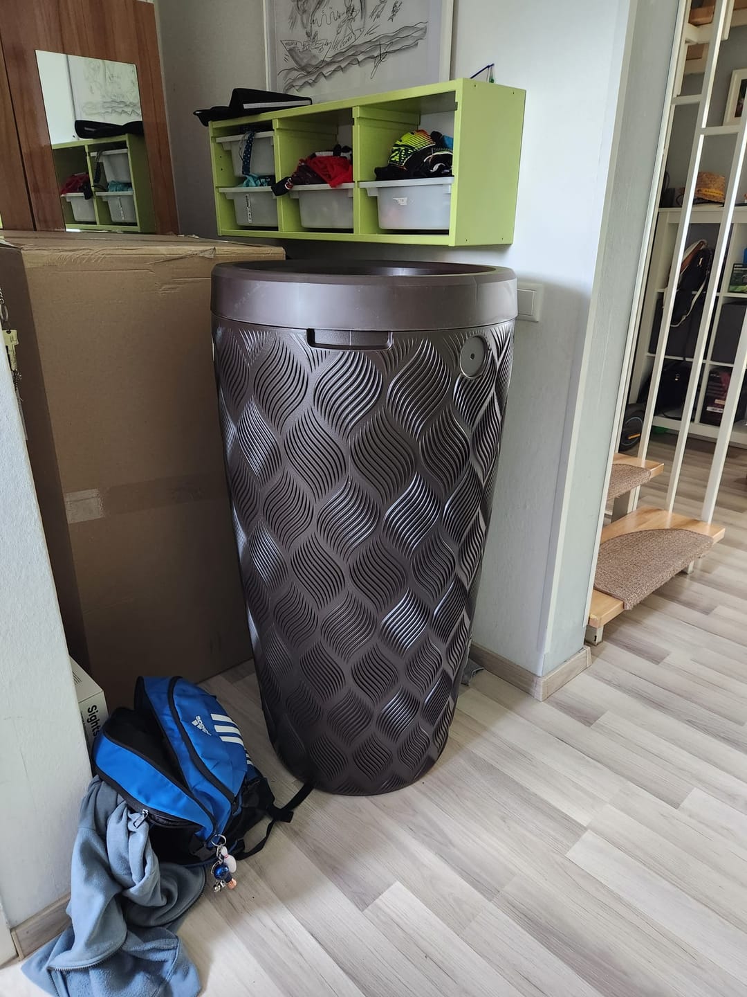 Customer photo review of YourCasa Regentonne 240 Liter [Seabreeze Flower] - Nachhaltige Bewässerung im Garten