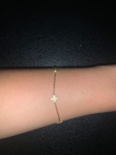 Customer photo review of Pave Flower Armband 14K Vergoldet