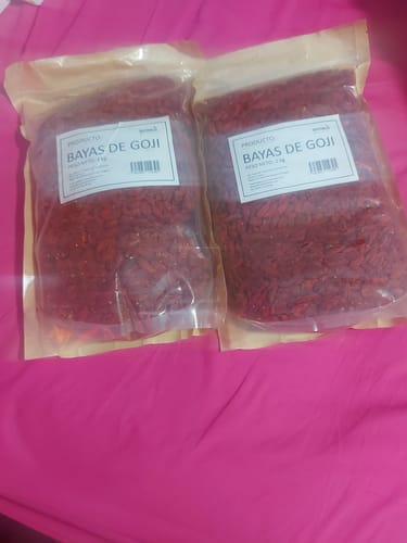 Customer photo review of Goji