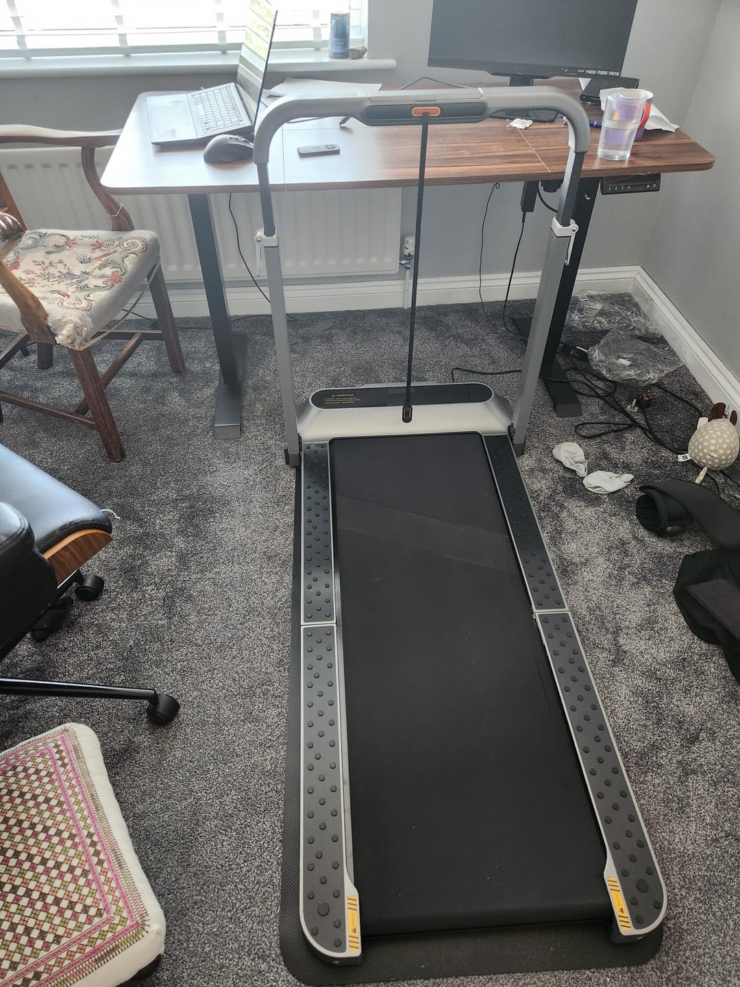 Customer photo review of WalkingPad R2 Walk&Run 2IN1 Folding Treadmill 7.5 MPH 240 lbs For UK