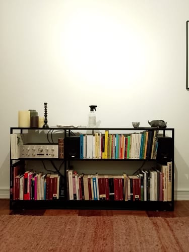 Customer photo review of Estantería baja 140 metal black