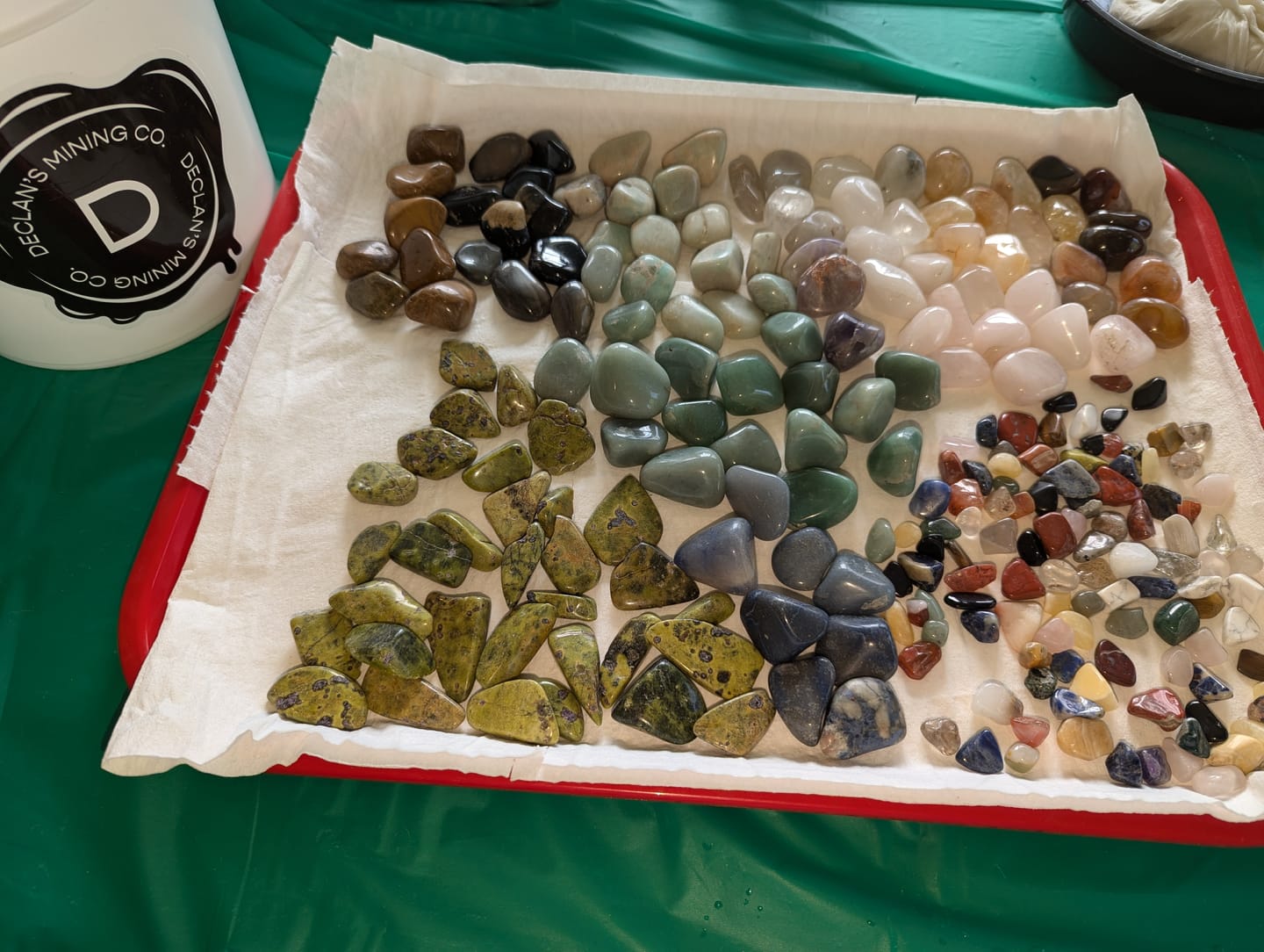 Customer photo review of Gallon Tumbled Stone Bucket