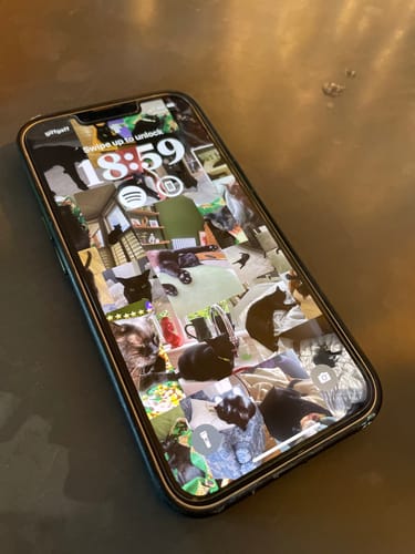 Customer photo review of Apple iPhone 13 Refurbished SIM Free