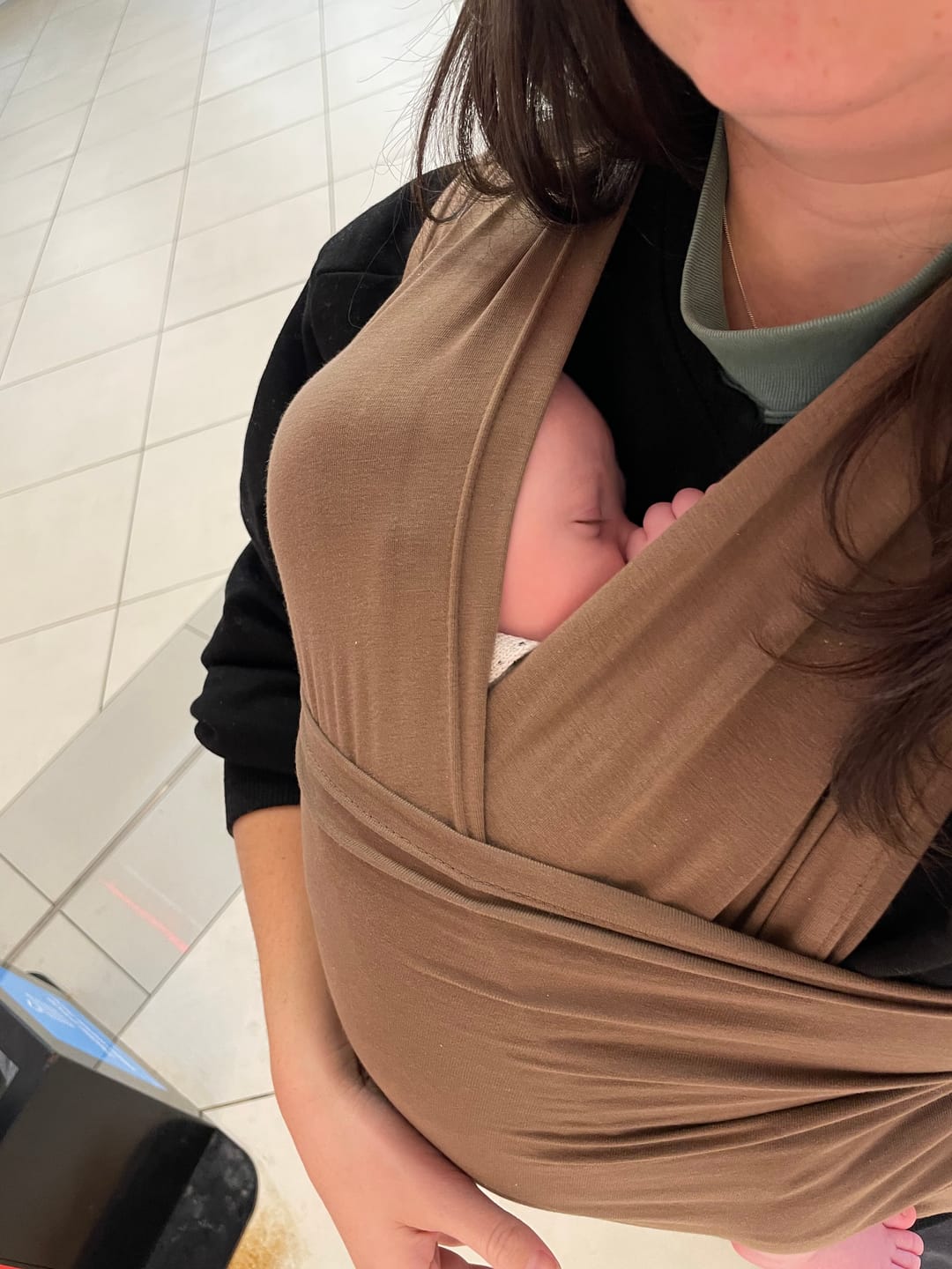 Customer photo review of Newborn Carrier in Oak