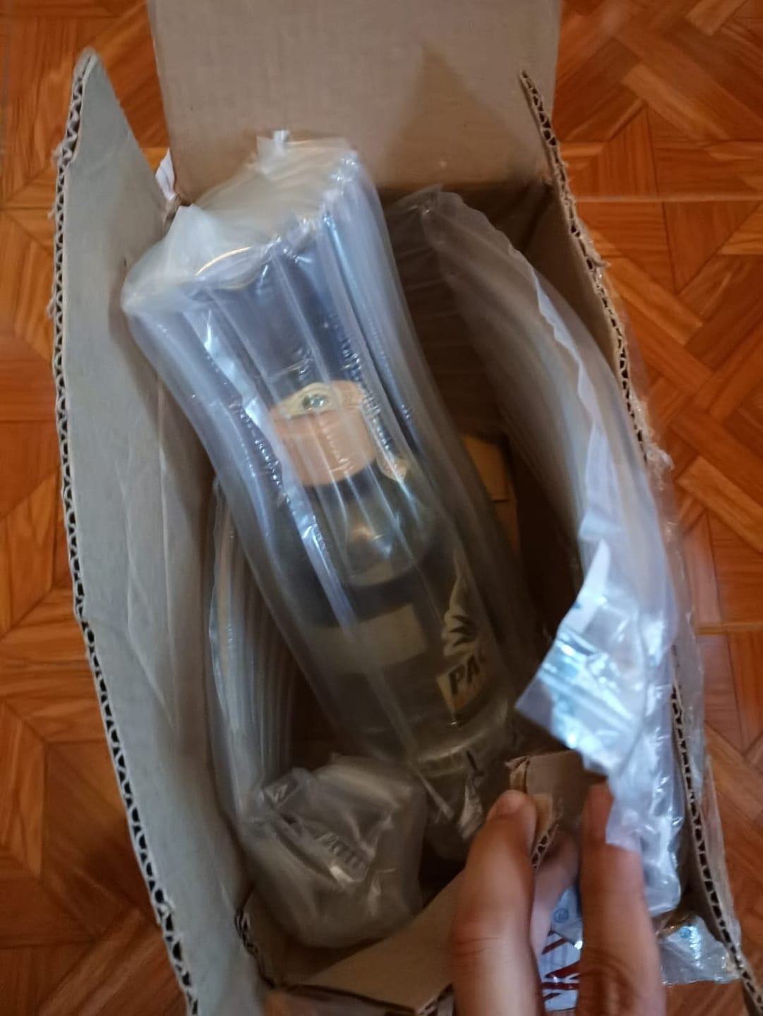 Customer photo review of Destilado de Pulque Joven 37°Alc 750 mL