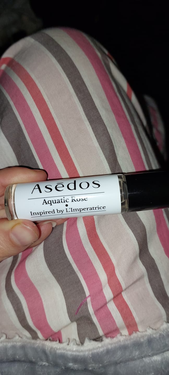 Customer photo review of AQUATIC ROSE PERFUME OIL