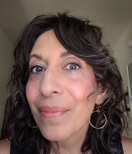 Customer photo review of Glossiest Jello Gloss Balm