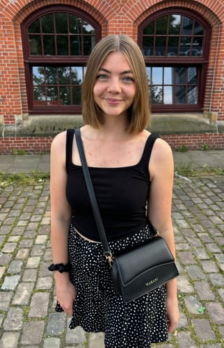 Customer photo review of MANA - BLACK