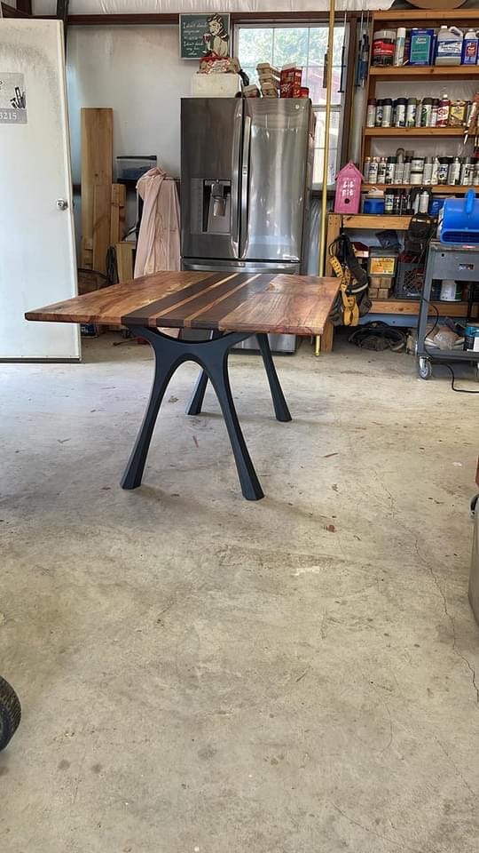 Customer photo review of Furniture Legs 414 Hatty 28H Modern Metal Table Legs