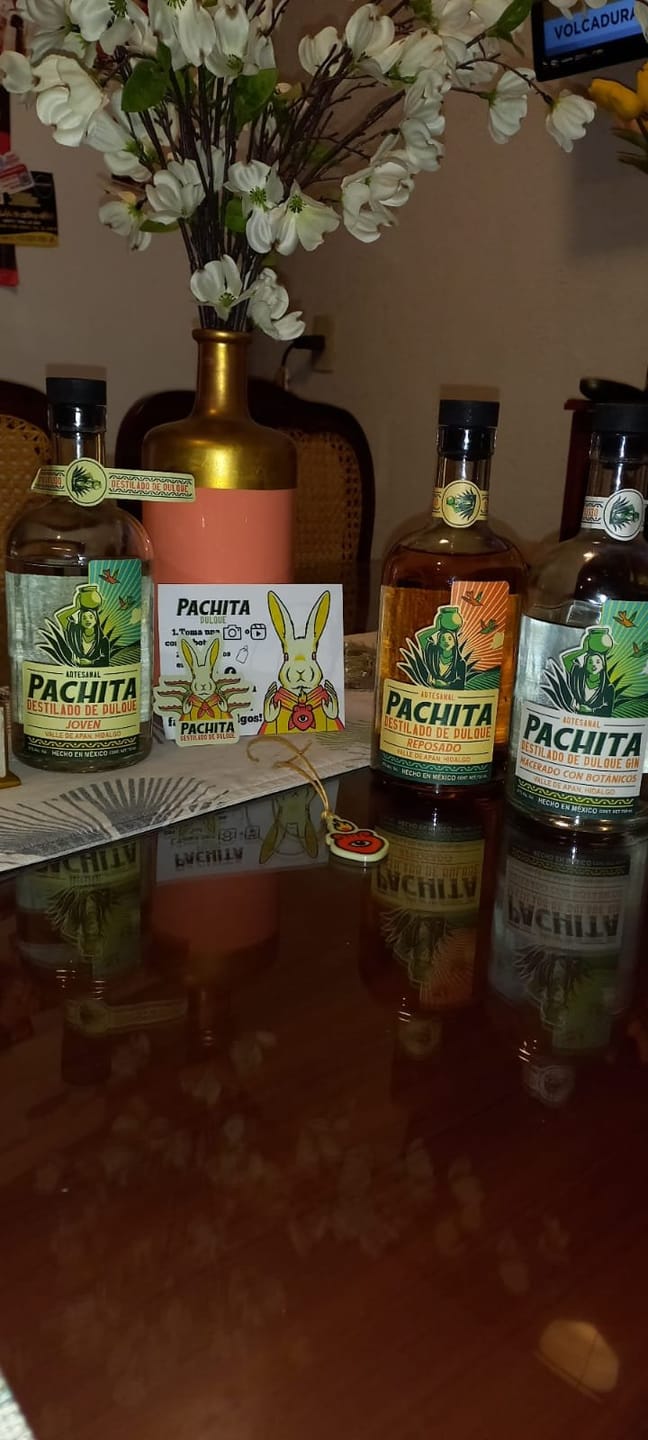 Customer photo review of Destilado de Pulque Joven 37°Alc 750 mL