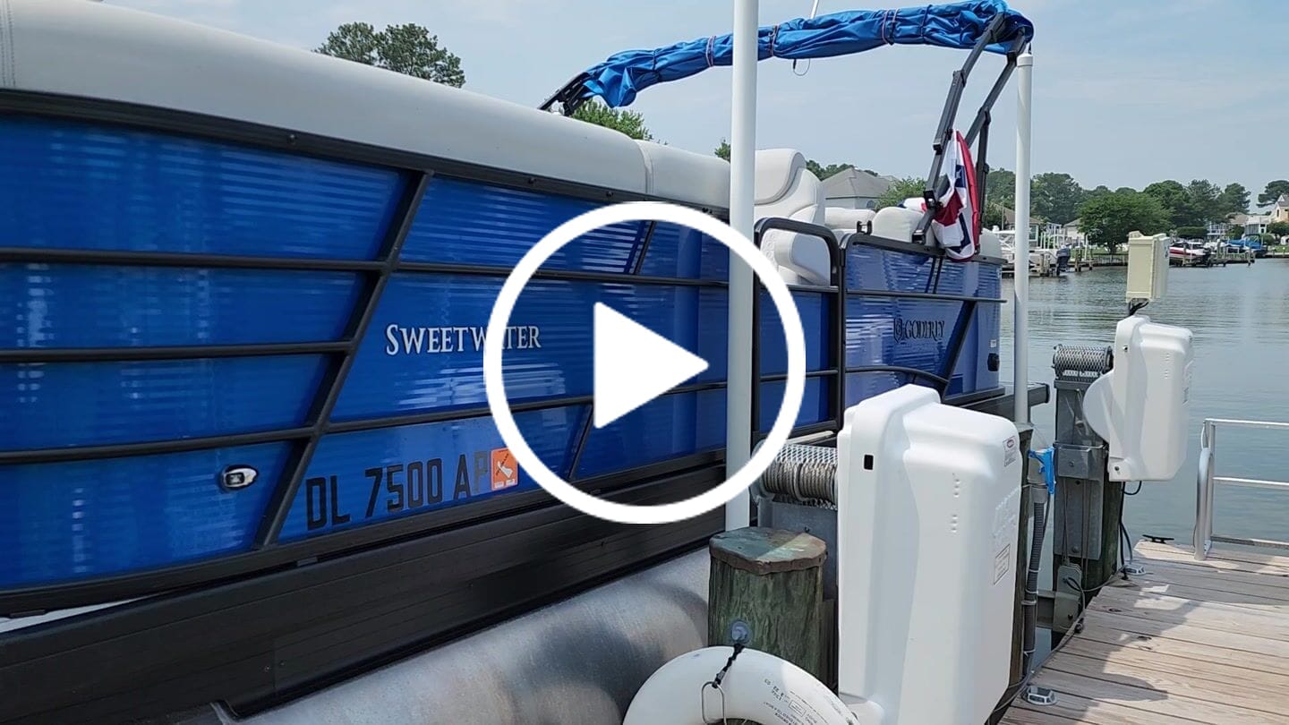 Customer video review of Heavy Duty Boat Cleaner