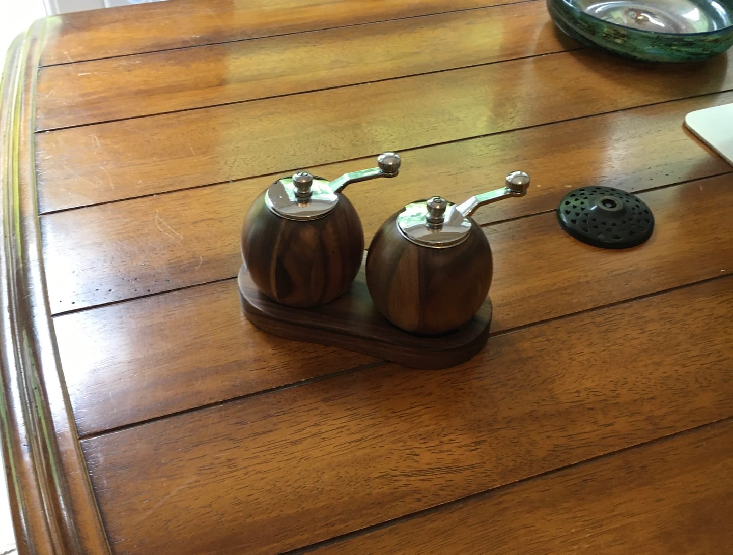 Customer photo review of Salt and Pepper Mill Grinder Set - So At Nature
