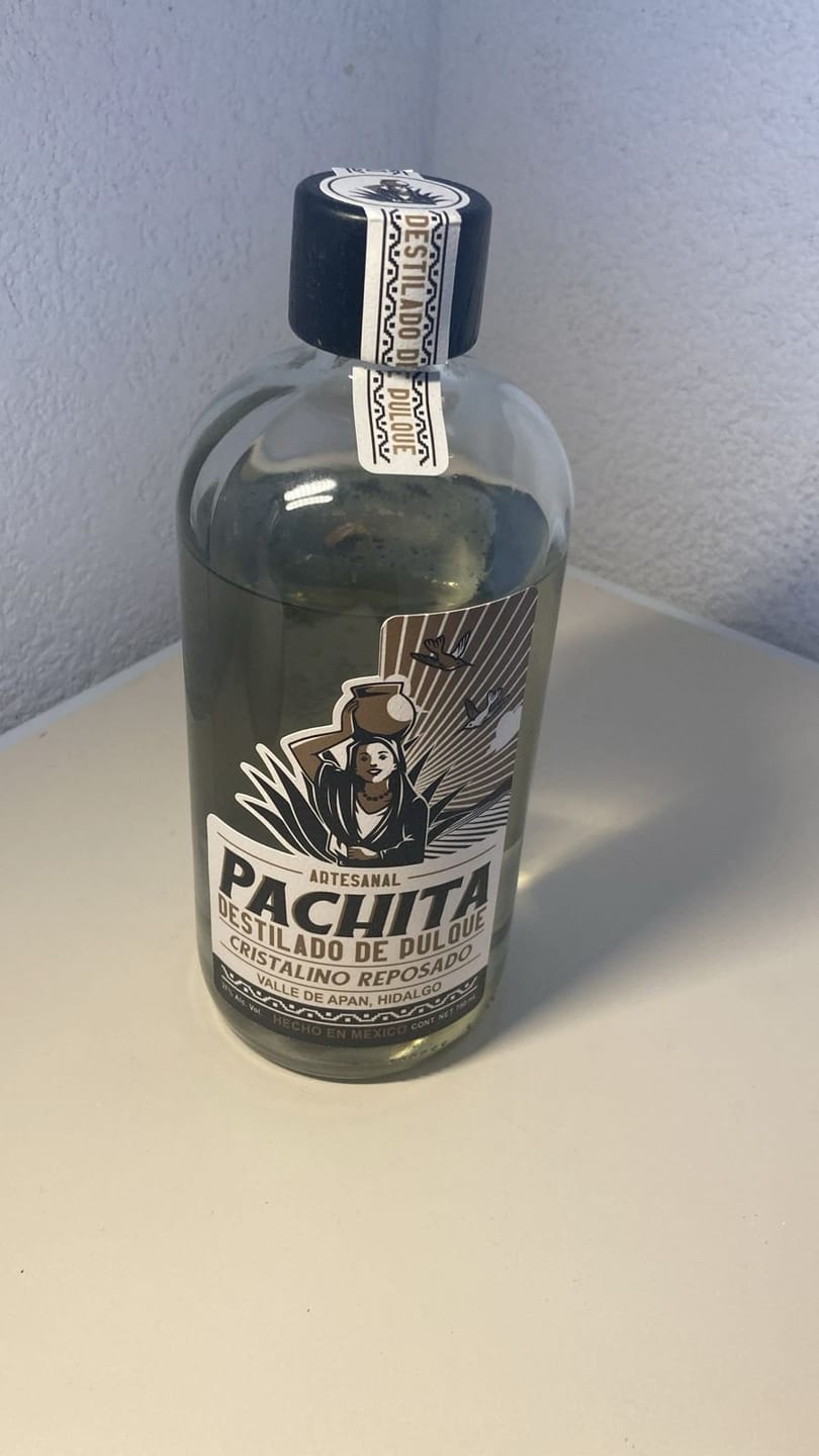 Customer photo review of Destilado de pulque  Cristalino  Reposado 37º Alc 750 mL
