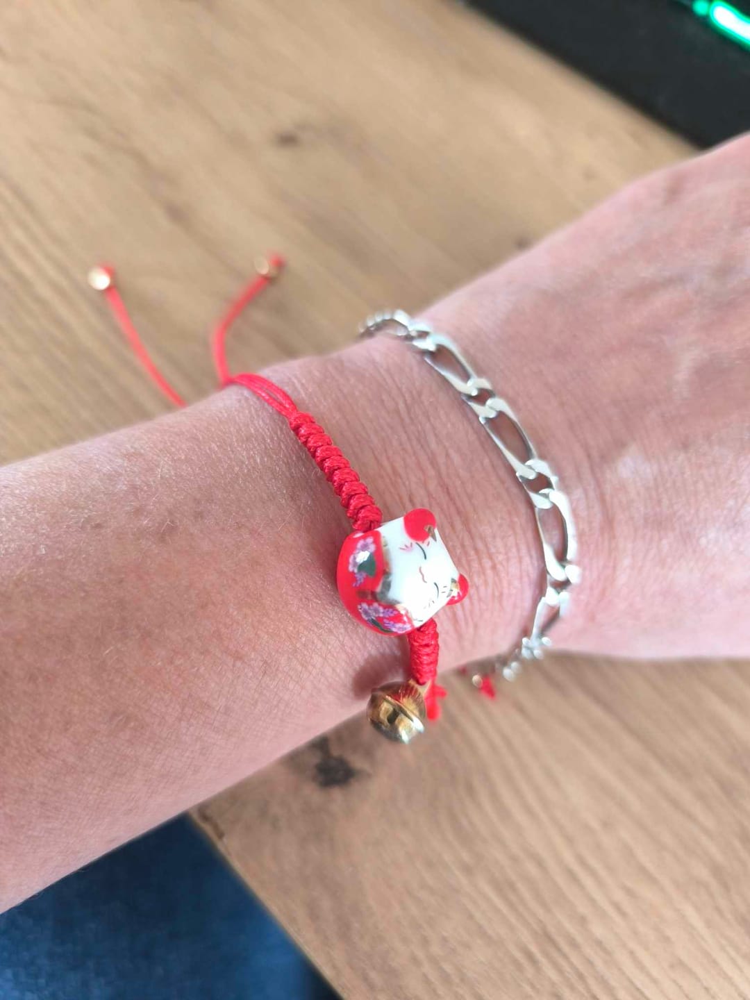 Customer photo review of Bracelet Maneki Meko