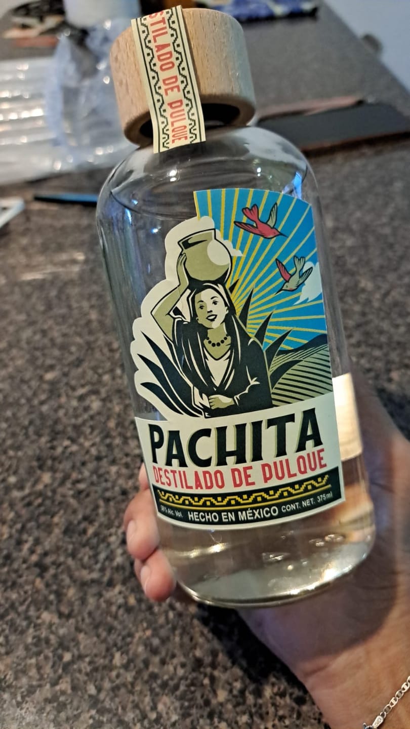 Customer photo review of Destilado de Pulque Joven 37°Alc 750 mL