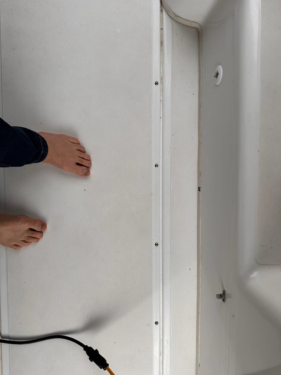 Customer photo review of GLASSGUARD™ Miracle Mold Removal Gel