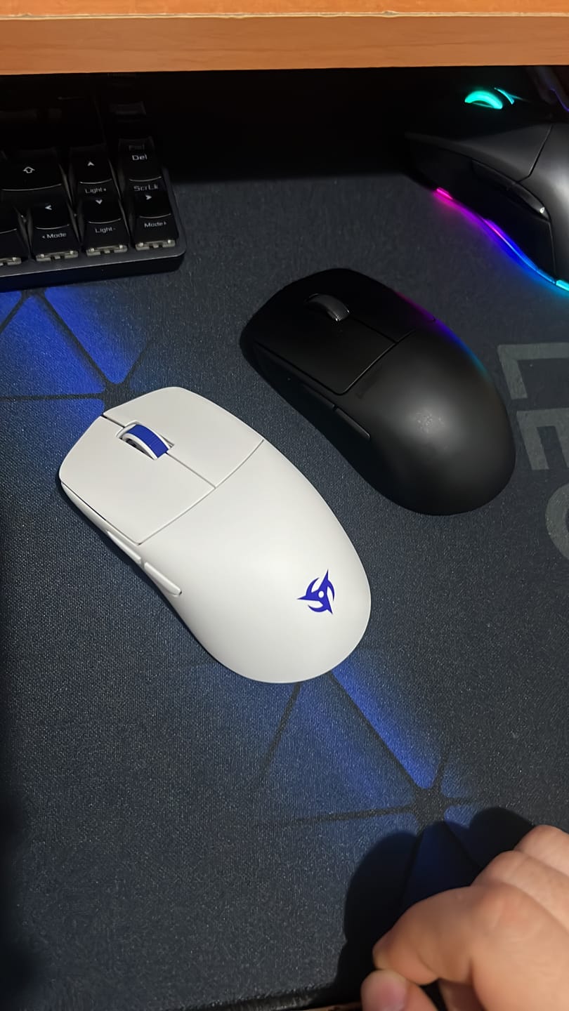 Customer photo review of Ninjutso Sora V2 8K Wireless Mouse