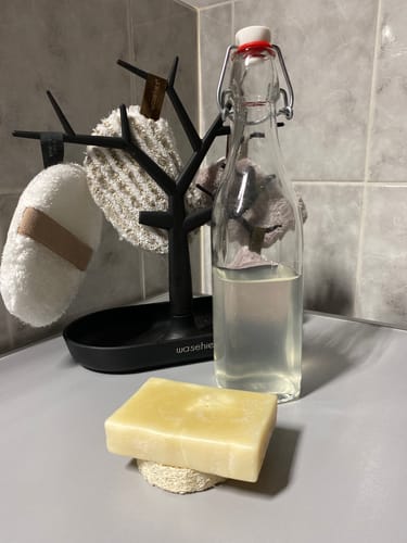 Customer photo review of 8% Apple-Wonder Haarseife (Haarglanz & fluffig-weiches Haar)