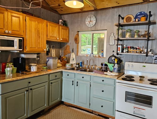 Customer photo review of Mind Your Own Beeswax